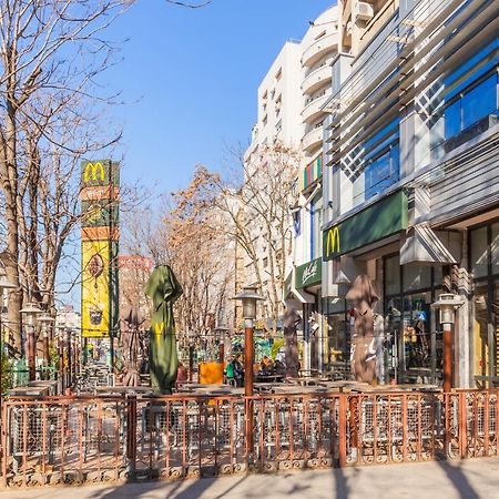 New Studio Carturesti - City Center Bukarest Eksteriør billede