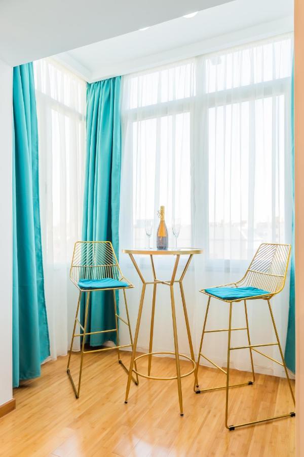 New Studio Carturesti - City Center Bukarest Eksteriør billede